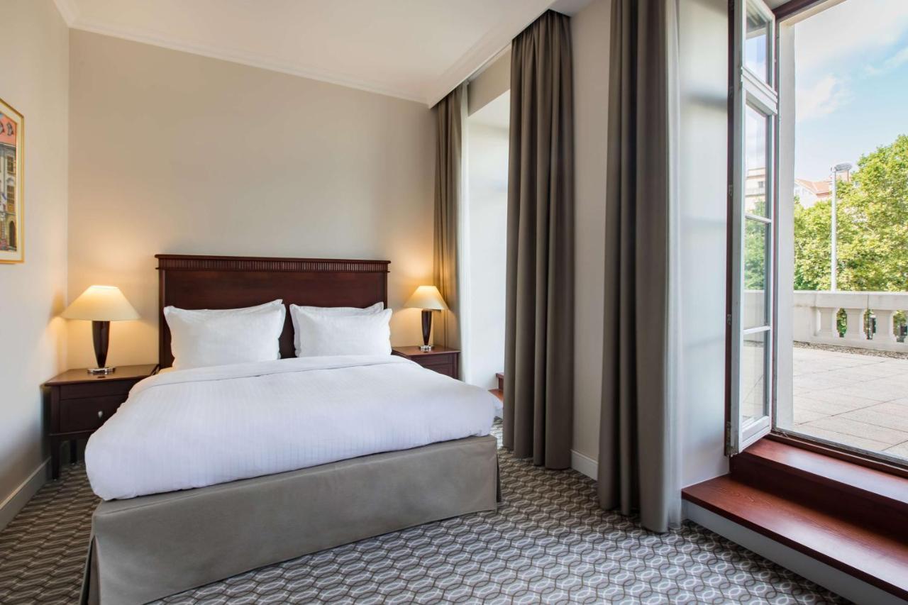Radisson Blu Carlton Hotel, Bratislava Exterior photo