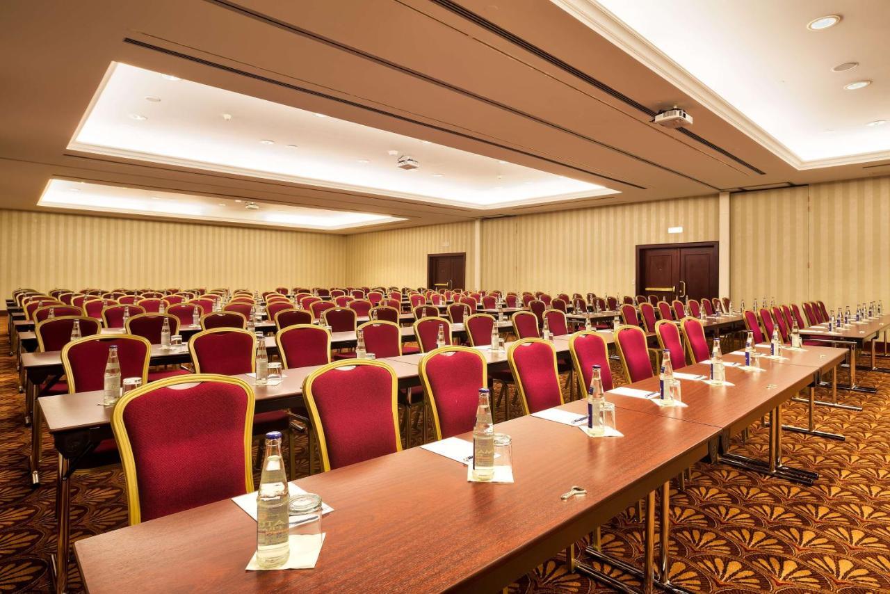 Radisson Blu Carlton Hotel, Bratislava Exterior photo
