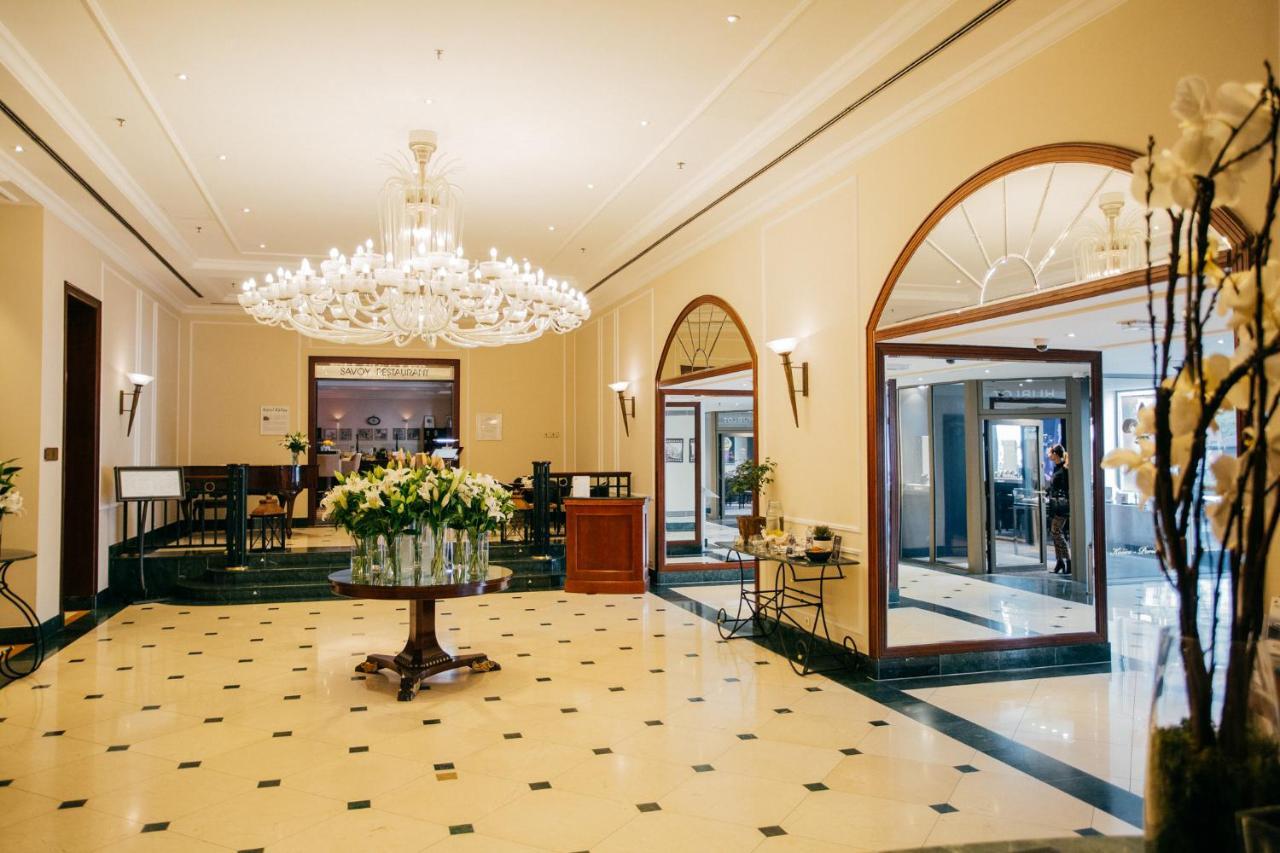 Radisson Blu Carlton Hotel, Bratislava Exterior photo
